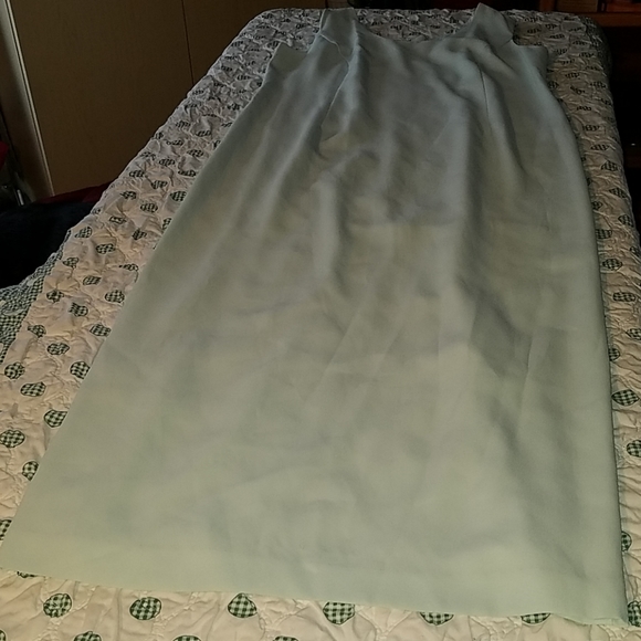 Beautiful two-piece Karen Miller dress set - Picture 2 of 8